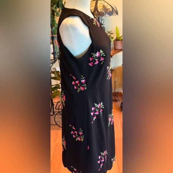 NWT Jones Studio Dressbarn Women's Sz 2 Black Floral Casual Embroidered Dress - Picture 5 of 14
